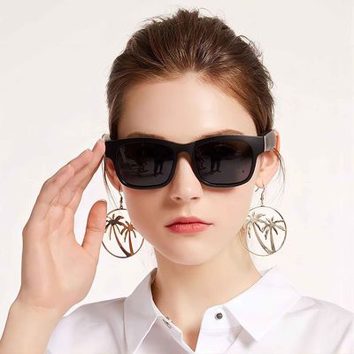 Prenda impermeable de llamada libre de la radio de Bluetooth de las gafas de sol del oído de las manos abiertas elegantes de la música